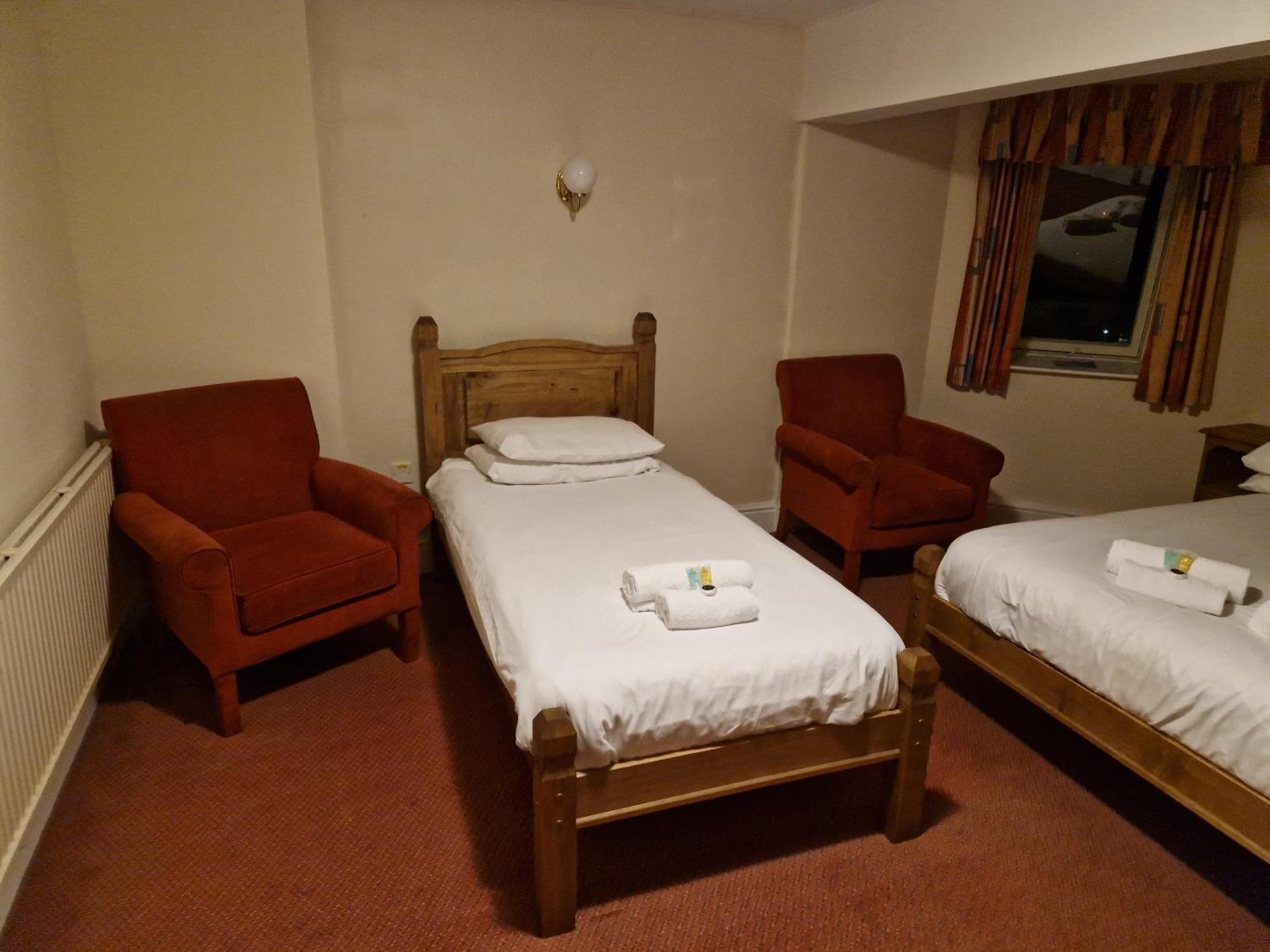 The Menai Hotel And Bar Bangor  Phòng bức ảnh