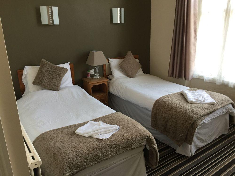The Menai Hotel And Bar Bangor  Ngoại thất bức ảnh