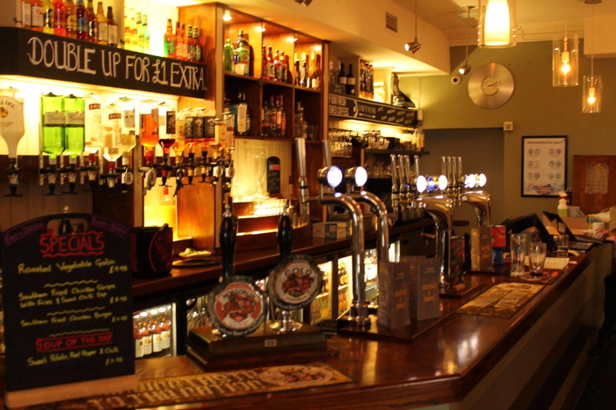 The Menai Hotel And Bar Bangor  Ngoại thất bức ảnh